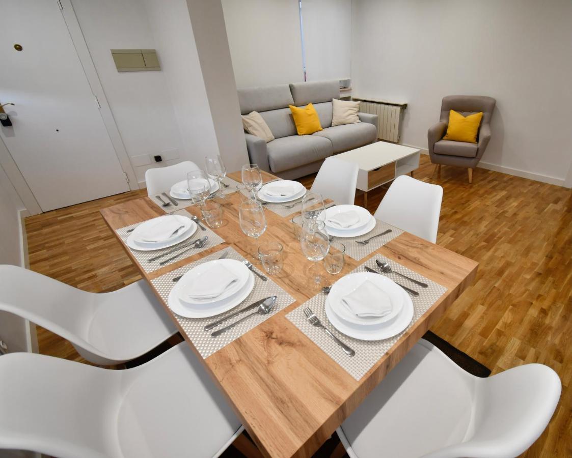 Apartament Apartamento Centrico Reformado Junto Plaza Guzman León Zewnętrze zdjęcie