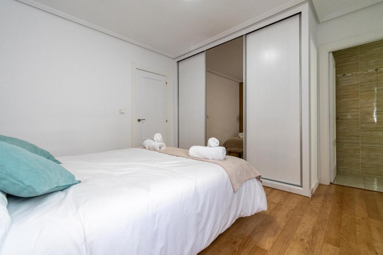 Apartament Apartamento Centrico Reformado Junto Plaza Guzman León Zewnętrze zdjęcie